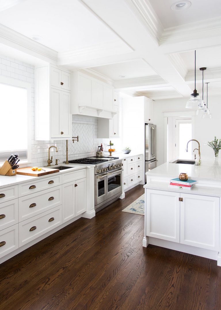ember-cmr-kitchen-5117a.jpg