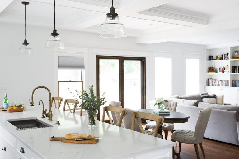ember-cmr-living-5157.jpg